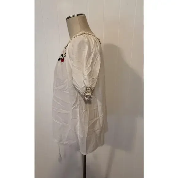 Voice Embroidered Tunic Womens XL White Boho Floral Peasant Top India Festival - Picture 10 of 12